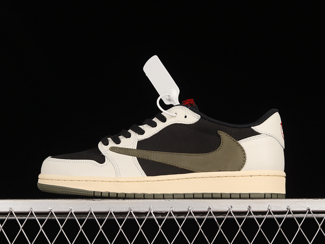 Jordan [DZ4137-106]-[TRAVIS SCOTT X AIR JORDAN 1 LOW OG SAIL/UNIVERSITY RED-BLACK-MEDIUM (OLIVE]), photo 1