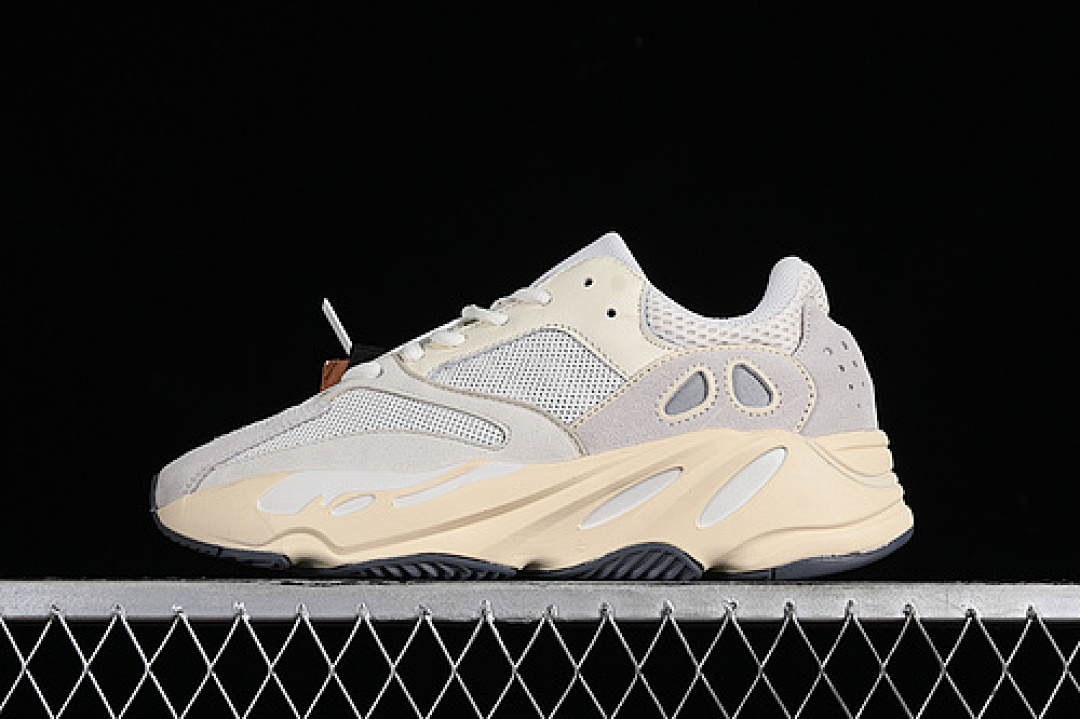 Adidas [EG7596]-[YEEZY BOOST 700 V2 ANALOG/ANALOG/ANALOG]-[WOMAN:36-39]-[MAN:40-47], photo 1