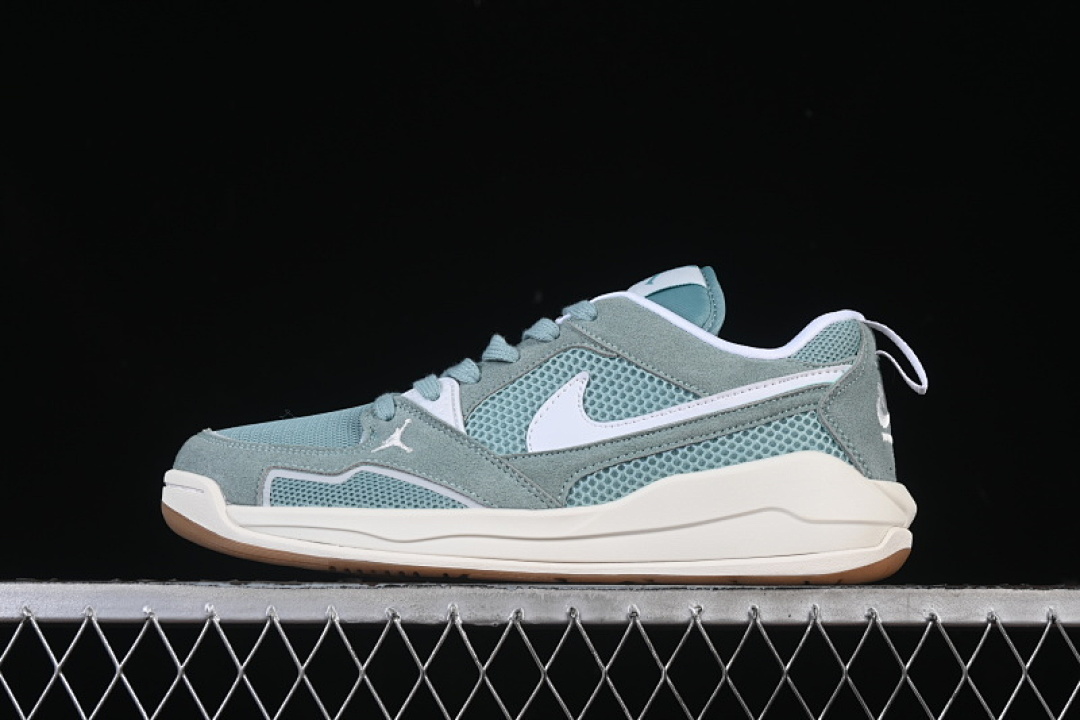 Jordan [HJ6778-002]-[AIR JORDAN CMFT ERA WHITE/GREEN/GREY]-[WOMAN:36-39]-[MAN:40-46], photo 1