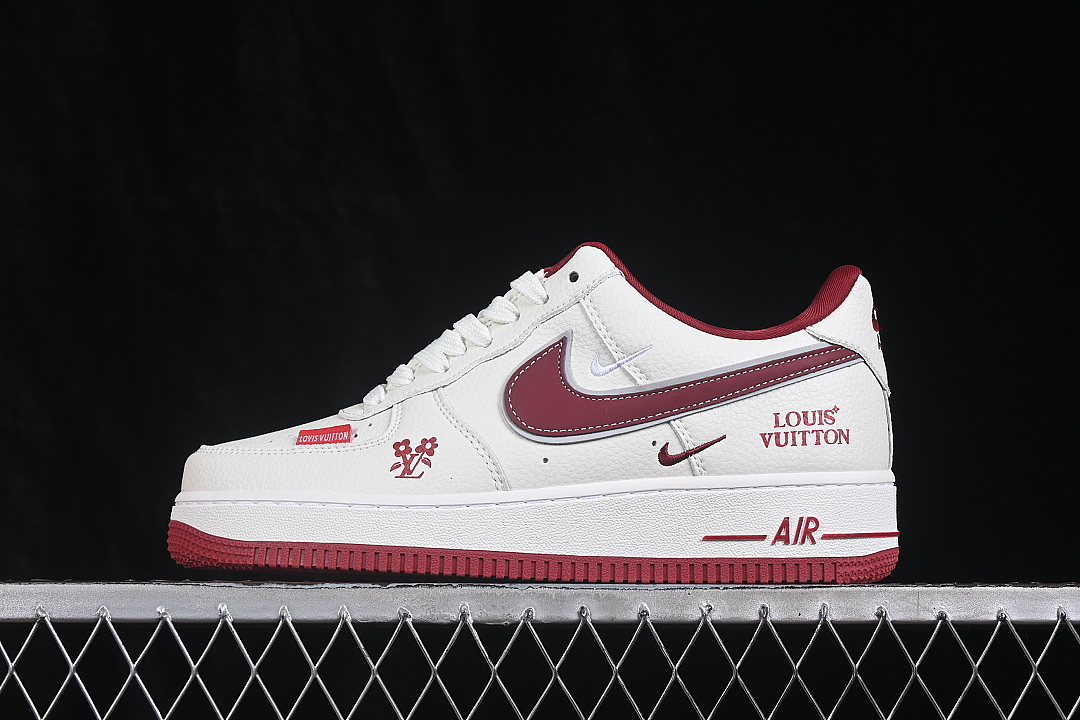 Nike [WY0655-103]-[AIR FORCE 1 07 LOW CASUAL SNEAKERS WHITE/RED/WHITE]-[WOMAN:36-39]-[MAN:40-45] - Image 2