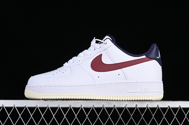 Nike Nike AIR FORCE 1 07 LOW WHITE/BLUE/RED · FV8105-161, photo 1
