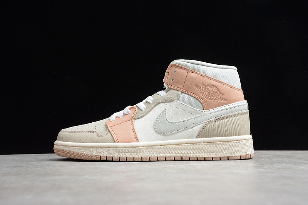 Jordan [CV3044-100]-[GZ AIR JORDAN 1 MID MILAN LIGHT BONE/STRING SHIMMER]-[UNISEX:36-47.5], photo 1