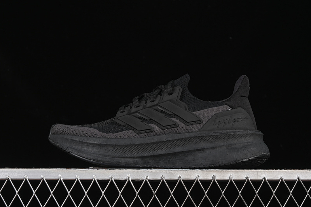 Unbranded [JP7438]-[Y3 ULTRABOOST 5 CORE BLACK/CORE BLACK/CARBON]-[MAN:39-48], photo 1
