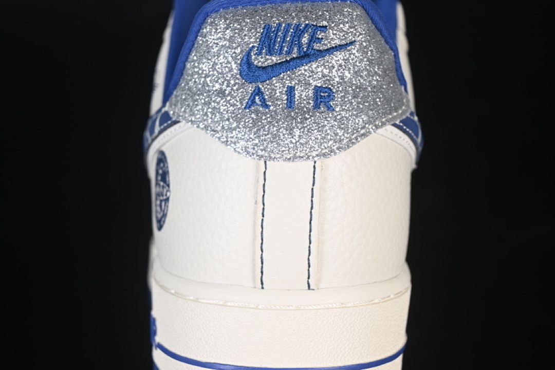 Nike [DD1982-306]-[AIR FORCE 1 07 LOW CASUAL SNEAKERS NAVY BLUE/WHITE]-[WOMAN:36-39]-[MAN:40-45] - Image 6