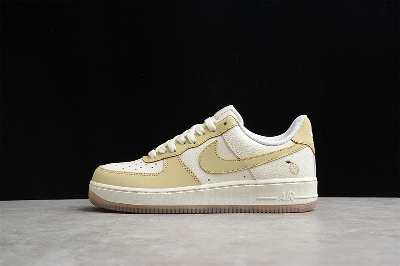 Nike Nike AIR FORCE 1 LOW 07 LEMON WHITE/WHITE/LIGHT YELLOW · AA6902-700, photo 1