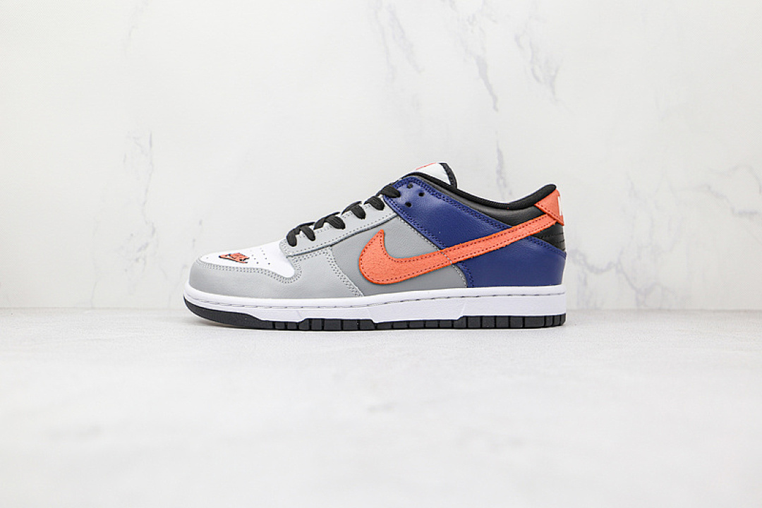 Unbranded [DC7454-100]-[SB DUNK LOW EKIN WHITE/NEUTRAL GREY-ORANGE TRANCE]-[MAN:39-45], photo 1