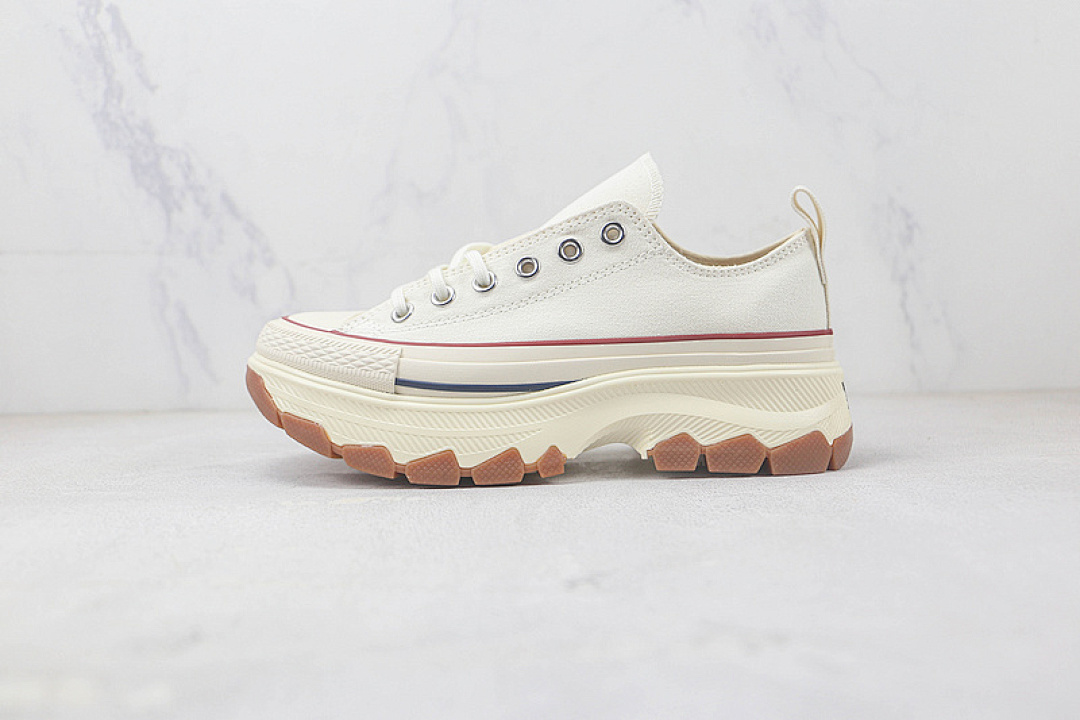 Converse [CHUCK TAYLOR ALL-STAR LOW THE 100TH ANNIVERSARY WHITE/RED/GUM]-[WOMAN:35-39.5]-[MAN:40-44], photo 1