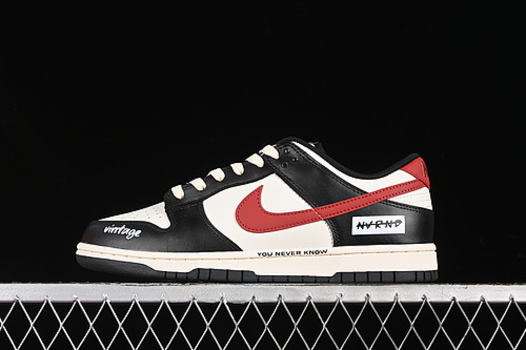 Unbranded [DD1391-100]-[DUNK LOW SB WHITE/BLACK/RED]-[MAN:40-46], photo 1