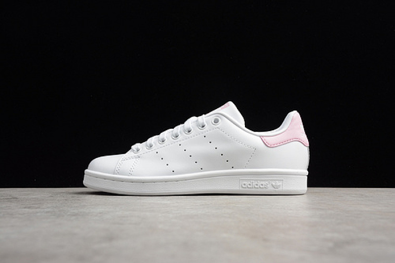 STAN SMITH CLASSIC WHITE/WHITE/PINK · BA9946, photo 1