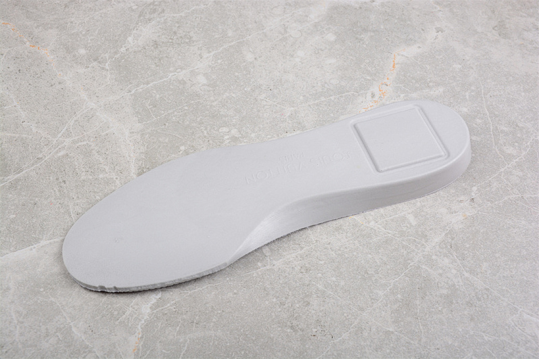 Louis Vuitton [L*V TRAINER SNEAKERS WHITE/WHITE/WHITE]-[WOMAN:35-40]-[MAN:39-45] - Image 6