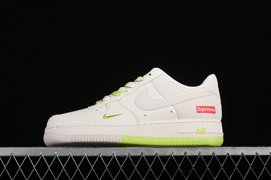 Jordan [JJ5288-008]-[TRAVIS SCOTT X FRAGMENT DESIGN AIR JORDAN 1 LOW OG SP WHITE/GREN]-[36-45], photo 1