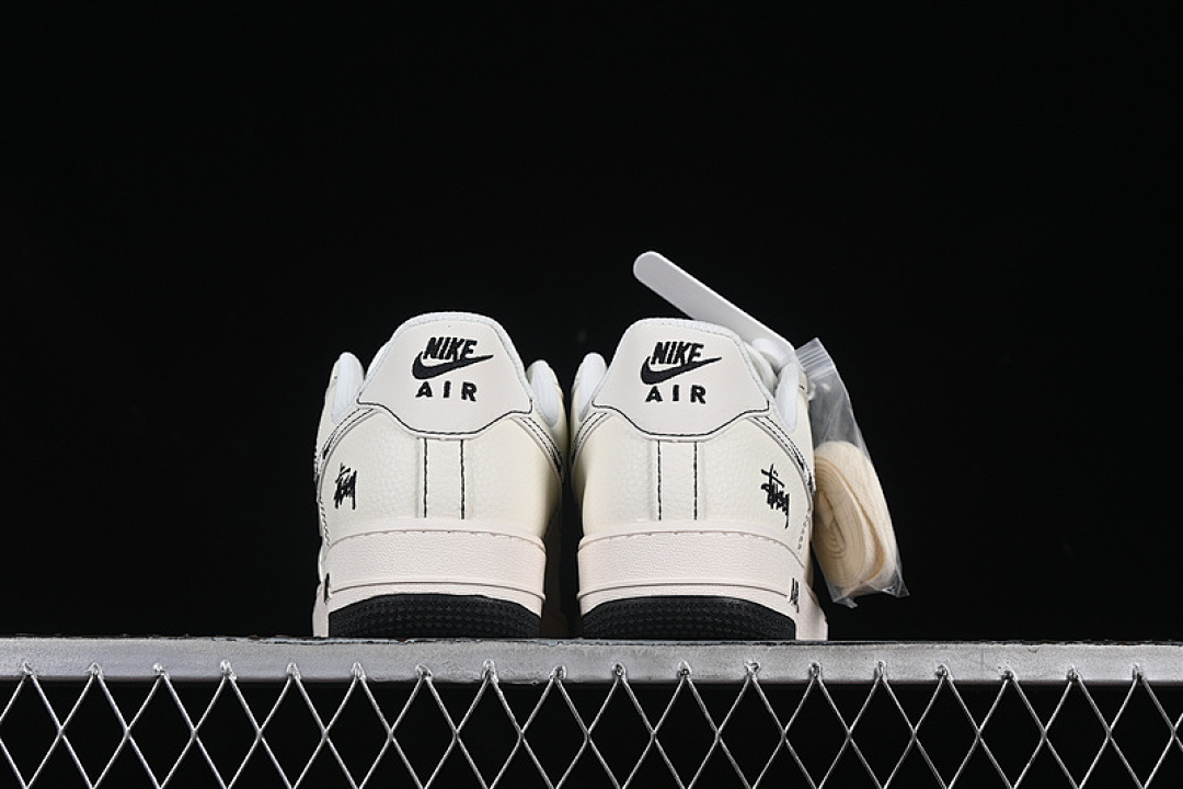 Nike [HH7518-062]-[AIR FORCE 1 07 LOW WHITE/BLACK]-[WOMAN:36-39]-[MAN:40-45] - Image 14