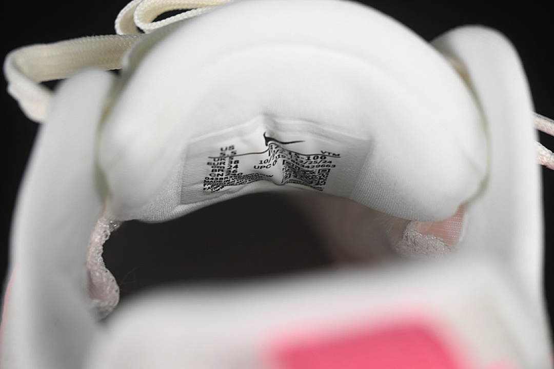 Nike [IB7315-100]-[AIR ZOOM VOMERO 18 WHITE/PINK]-[WOMAN:36-41] - Image 6