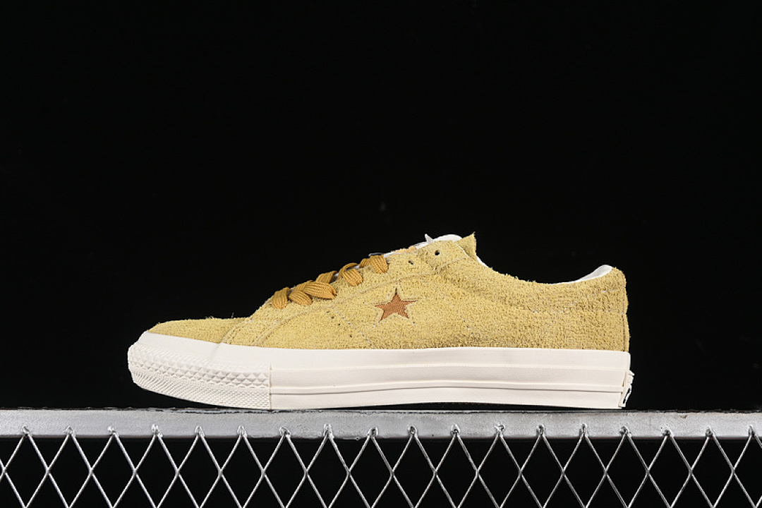 Converse [A04158C]-[ONE STAR PRO VINTAGE SUEDE LOW TRAILHEAD GOLD/BURNT HONEY]-[WOMAN:35-39]-[MAN:40-44], photo 1