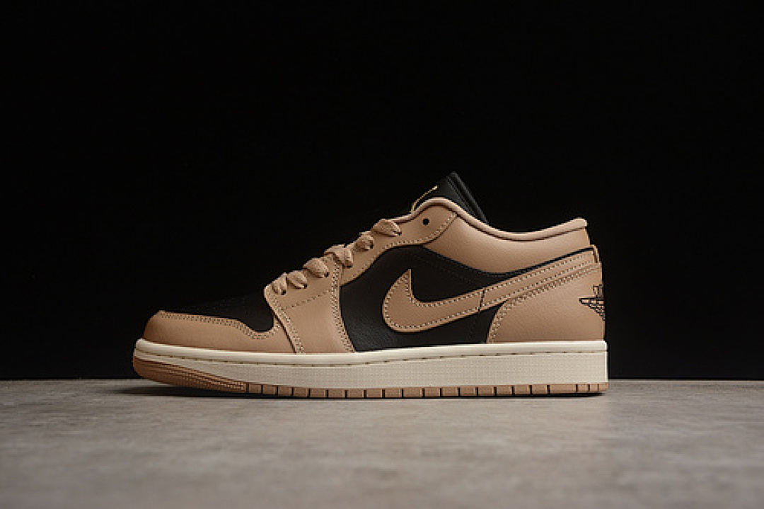 Jordan [DC0774-201]-[AIR JORDAN 1 LOW DESERT/BLACK/SAIL]-[MAN:40-46], photo 1