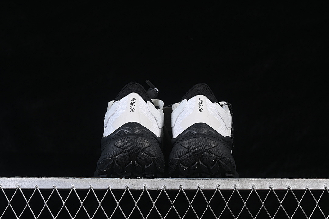 Hoka [1162850 FLCK]-[ HOKE ONE PROJECT TRANSPORT FROST/BLACK]-[WOMAN:36-39]-[MAN:40-45] - Image 14