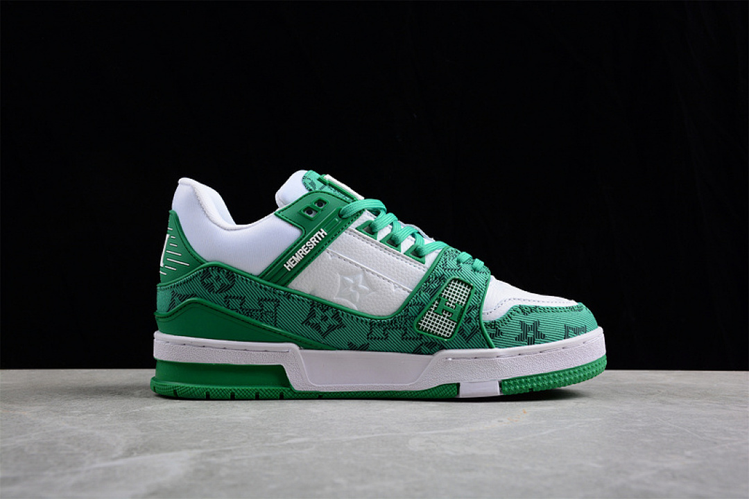 Louis Vuitton [L*V 2022 TRAINER SNEAKERS GREEN/WHITE/GREEN]-[WOMAN:36-39]-[MAN:40-46] - Image 11