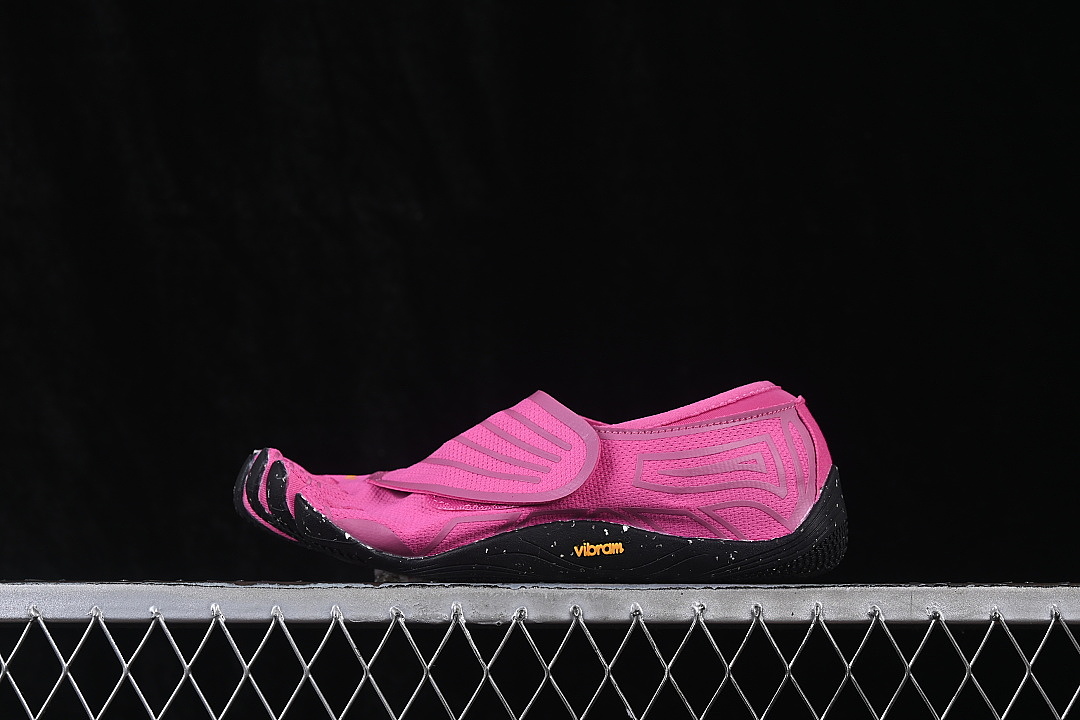 Unbranded [26W8804]-[QUICK DRYING FIVE FINGER SHOES DARK PINK/PINK]-[WOMAN:36-39]-[MAN:40-41], photo 1