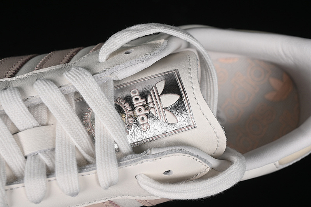 Adidas [IH2751]-[SAMBA VEGAN CLOUD WHITE/WONDER QUARTZ/WONDER WHITE]-[WOMAN:36-42] - Image 9