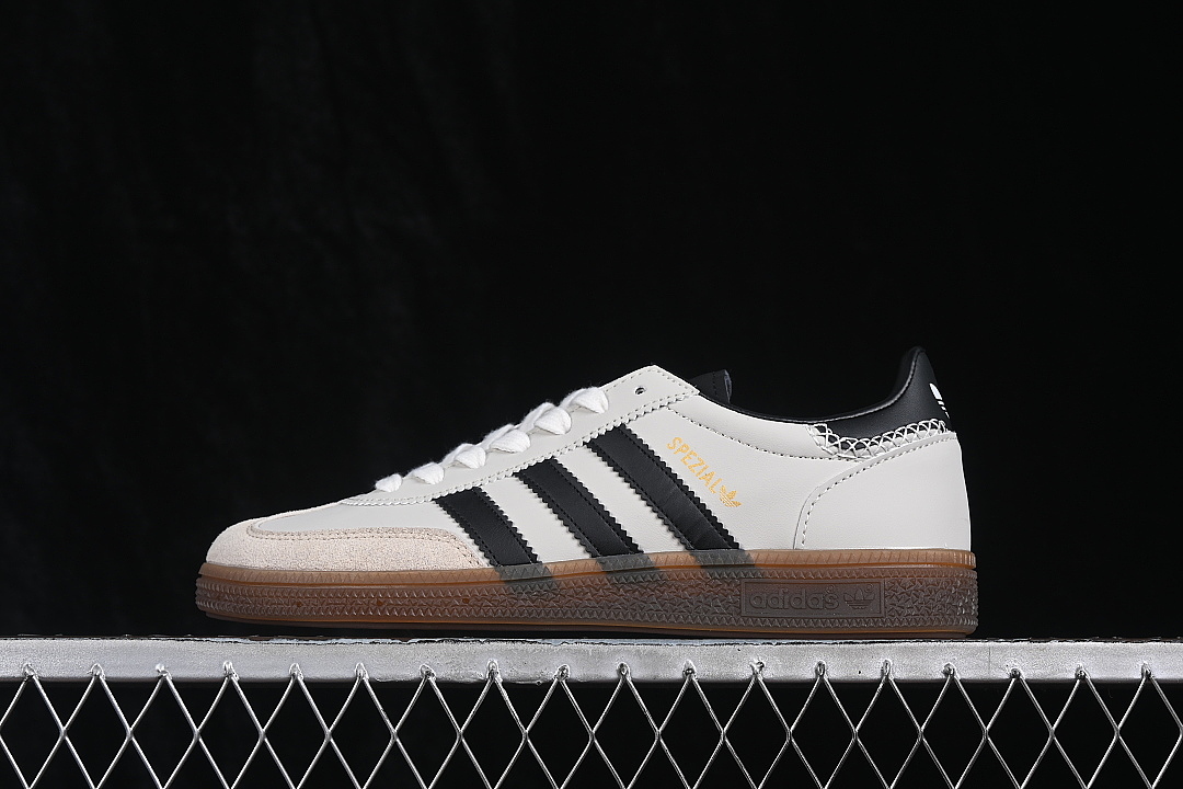 Unbranded [IE3698]-[HANDBALL SPEZIAL WONDER WHITE/CORE BLACK/MAGIC BEIGE]-[WOMAN:36-39]-[MAN:40-45], photo 1