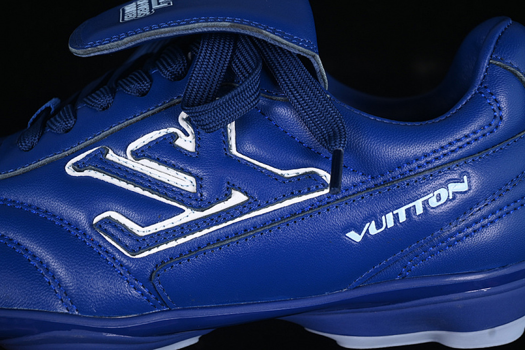 Louis Vuitton [LOUIS VUITTON FOOTPRINT SOCCER 2025 BLUE]-[WOMAN:35-39]-[MAN:40-46] - Image 8
