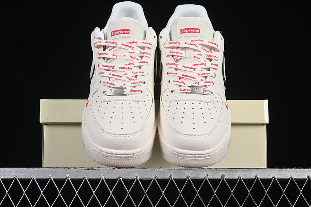 Nike [XZ6188-715]-[AIR FORCE 1 07 LOW SUPREME WHITE/GREY/RED]-[WOMAN:36-39]-[MAN:40-45] - Image 13