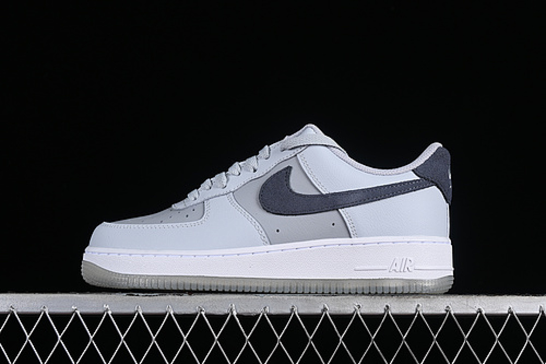 Nike [FJ4170-001]-[AIR FORCE 1 07 LOW PURE PLATINUM/WOLF GREY/WHITE/LIGHT CARBON]-[UNISEX:36-45], photo 1
