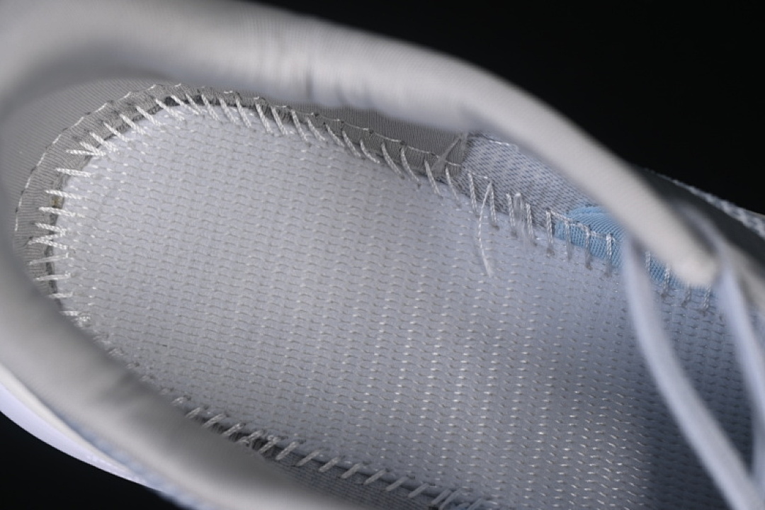 On Running [JS4949]-[BOSTON 13 BREATHABLE LOW TOP RUNNING SHOES GREY/BLUE/WHITE]-[WOMAN:36-39]-[MAN:40-46] - Image 4
