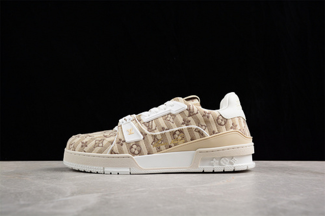 Louis Vuitton Louis Vuitton [L*V TRAINER SNEAKER LOW BASKETBALL SHOES WHITE/BROWN]-[MAN:38-45], photo 1