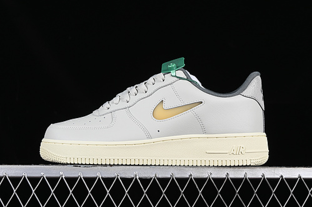 Nike [DC8894-001]-[AIR FORCE 1 07 LOW GREY/YELLOW]-[WOMAN:35.5-39]-[MAN:40-45], photo 1