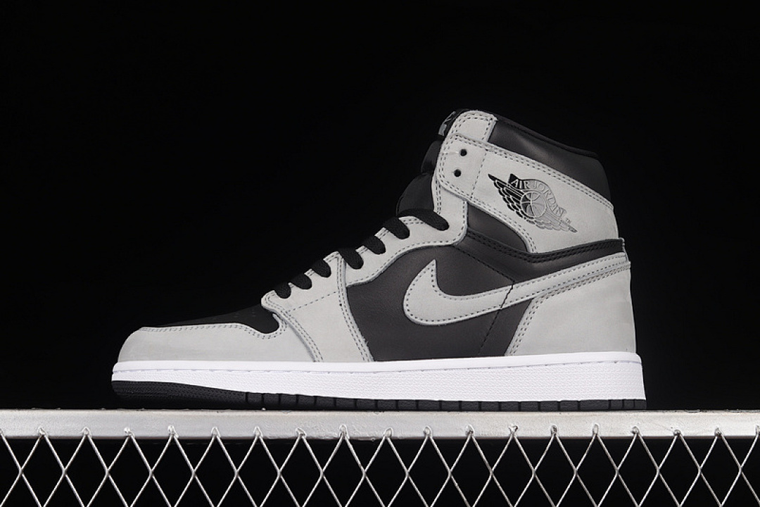 Jordan [555088-035]-[AIR JORDAN 1 RETRO HIGH OG SHADOW 2.0 BLACK/LIGHT SMOKE GREY/WHITE], photo 1