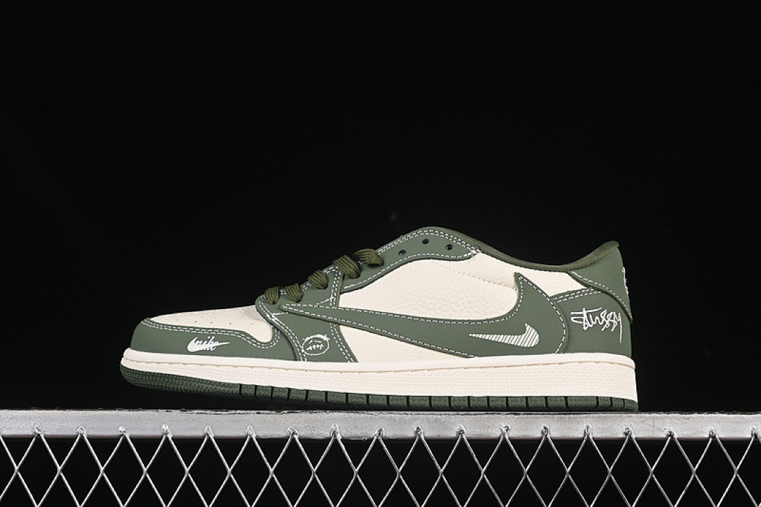 Jordan TRAVIS SCOTT X FRAGMENT DESIGN AIR Jordan 1 LOW OG SP WHITE/GREEN · XS2024-025, photo 1