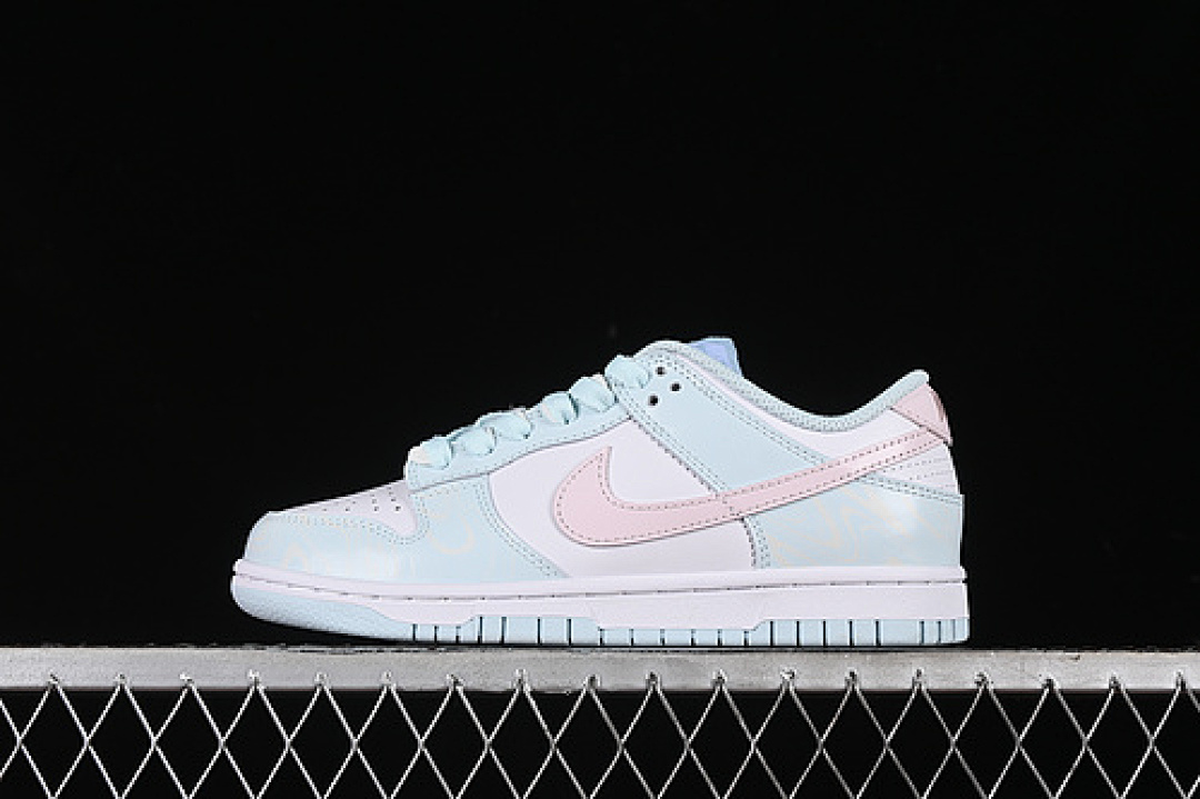 Nike SB DUNK LOW WHITE/GLACIER BLUE · FB9109-105, photo 1