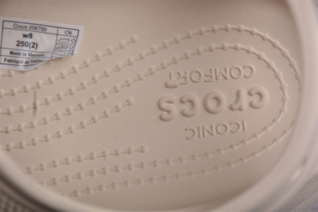 Crocs [CROCS BROWN]-[WOMAN:34-40] - Image 4