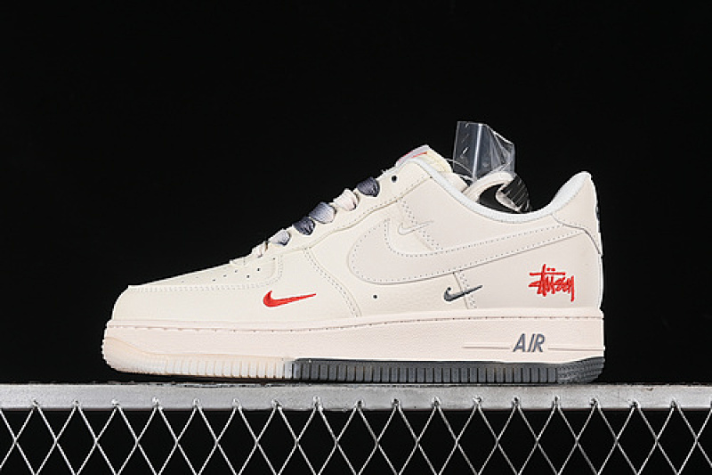 Nike Nike AIR FORCE 1 07 LOW OFF WHITE/GREY · XZ6188-015, photo 1