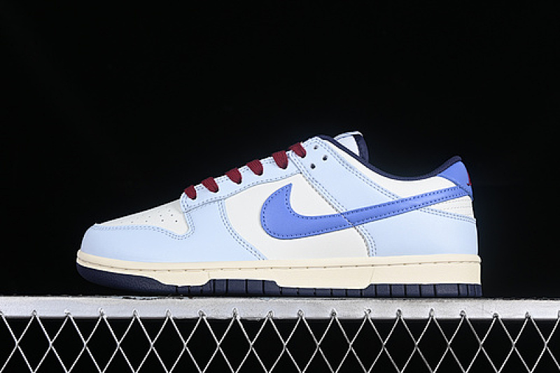 Nike DUNK LOW SB RETRO SAIL AND POLAR BLUE WHITE/BLUE/RED · FV8113-141, photo 1