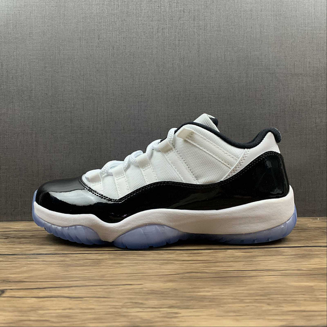 Jordan [528895-153]-[AIR JORDAN 11 RETRO LOW CONCORD WHITE/BLACK]-[MAN:40-47.5], photo 1