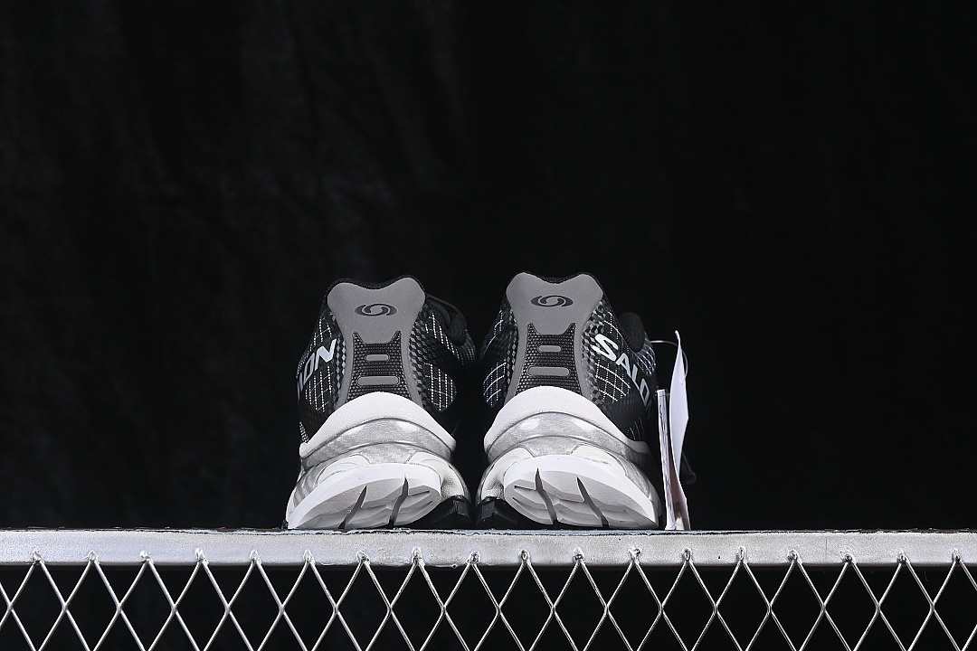 On Running [479534-33]-[XT-4 GTX OUTDOOR LEISURE RUNNING SHOES BLACK/WHITE]-[WOMAN:36-39]-[MAN:40-45] - Image 14