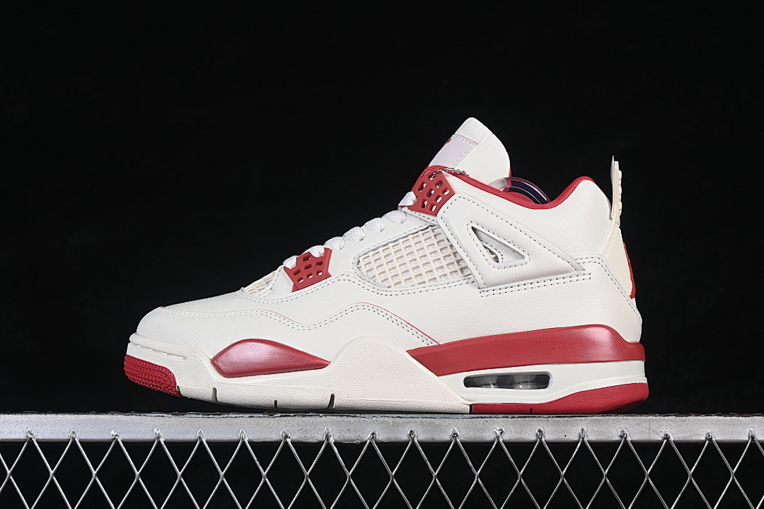 Jordan Jordan 4 RETRO PALE IVORY/SIERRA RED/TOUGH RED · HV0823-108, photo 1