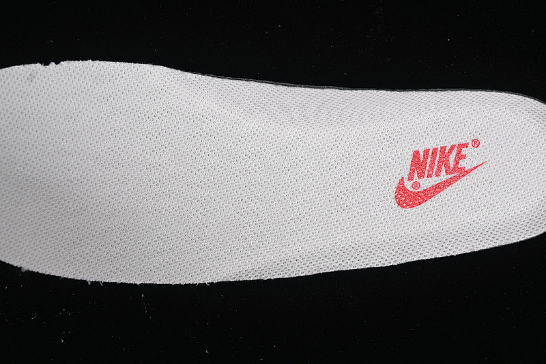 Nike [DM6688-027]-[AIR FORCE 1 07 LOW WHITE/GREY/RED]-[WOMAN:36-39]-[MAN:40-45] - Image 4