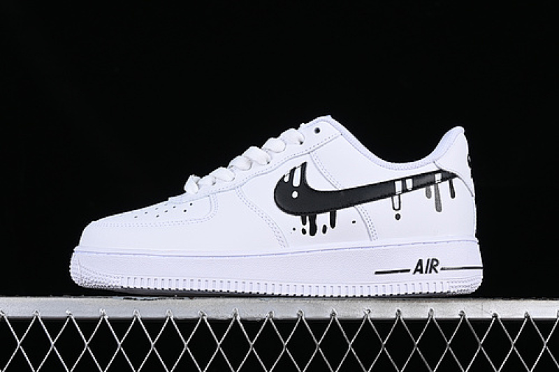 Nike Nike AIR FORCE 1 07 LOW WHITE/BLACK · CW2288-006, photo 1