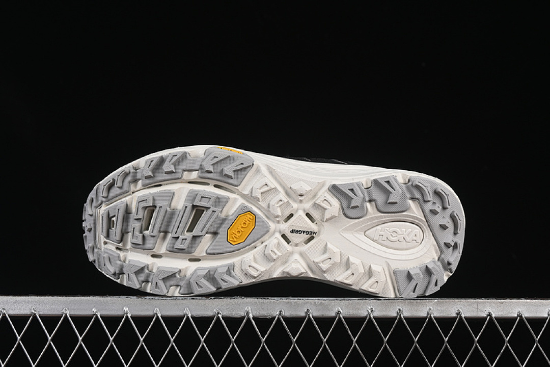 Hoka [1141572 BKCS]-[HOKA MAFATE THREE 2 WHITE/BLACK/GREY]-[WOMAN:36-39]-[MAN:40-45] - Image 15