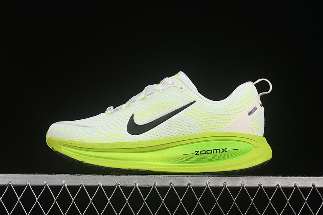 Nike [HM6804-102]-[AIR ZOOM VOMERO 18 WHITE/ELECTRIC GREEN/VOLT/BLACK]-[WOMAN:36-39]-[MAN:40-45] - Image 2