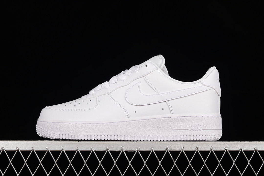 Nike Nike AIR FORCE 1 LOW 07 FRESH WHITE/WHITE/WHITE · DM0211-100, photo 1