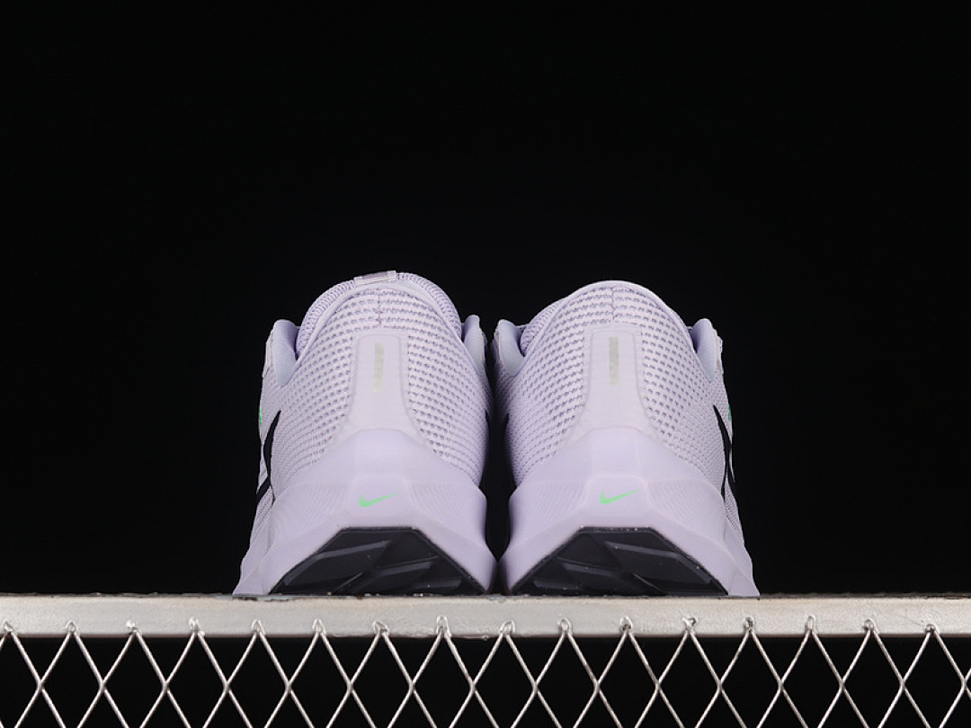 Nike [DV3853-500]-[AIR ZOOM PEGASUS 40 VIOLETS/BLACK/VIOLETS]-[WOMAN:36-39]-[MAN:40-46] - Image 13