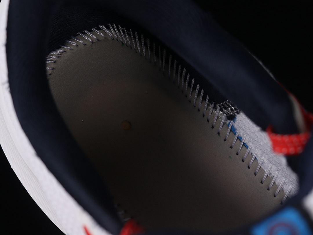 Nike [FN0013-100]-[AIR ZOOM PEGASUS 40 WHITE/BLUE/BLACK/RED]-[MAN:39-46] - Image 4