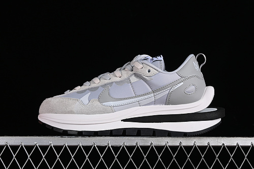 Sacai Sacai VAPORWAFFLE 3.0 WHITE/GREY/BLACK · DD1875-108, photo 1