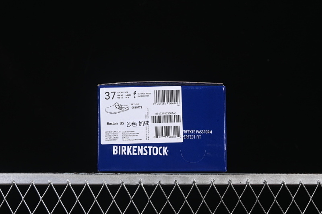 Birkenstock [BIRKENSTOCK AUTUMN AND WINTER FLEECE COLLECTION SAND/KHAKI]-[WOMAN:35-39]-[MAN:40-45] - Image 9