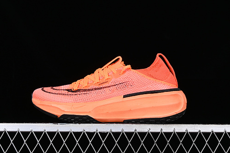 ZOOM X INVINCIBLE RUN FK 3S ORANGE/BLACK · DR3366-889, photo 1