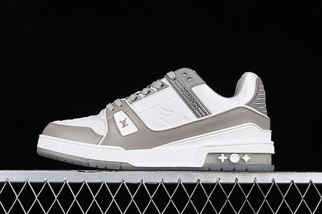 Louis Vuitton [TRAINER WHITE/GREY]-[WOMAN:35-39]-[MAN:40-45] - Image 3